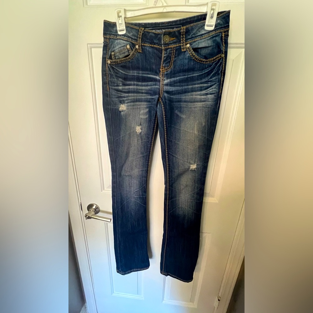 Almost Famous Premium Size 3 2010s distressed jeans with brown stitching